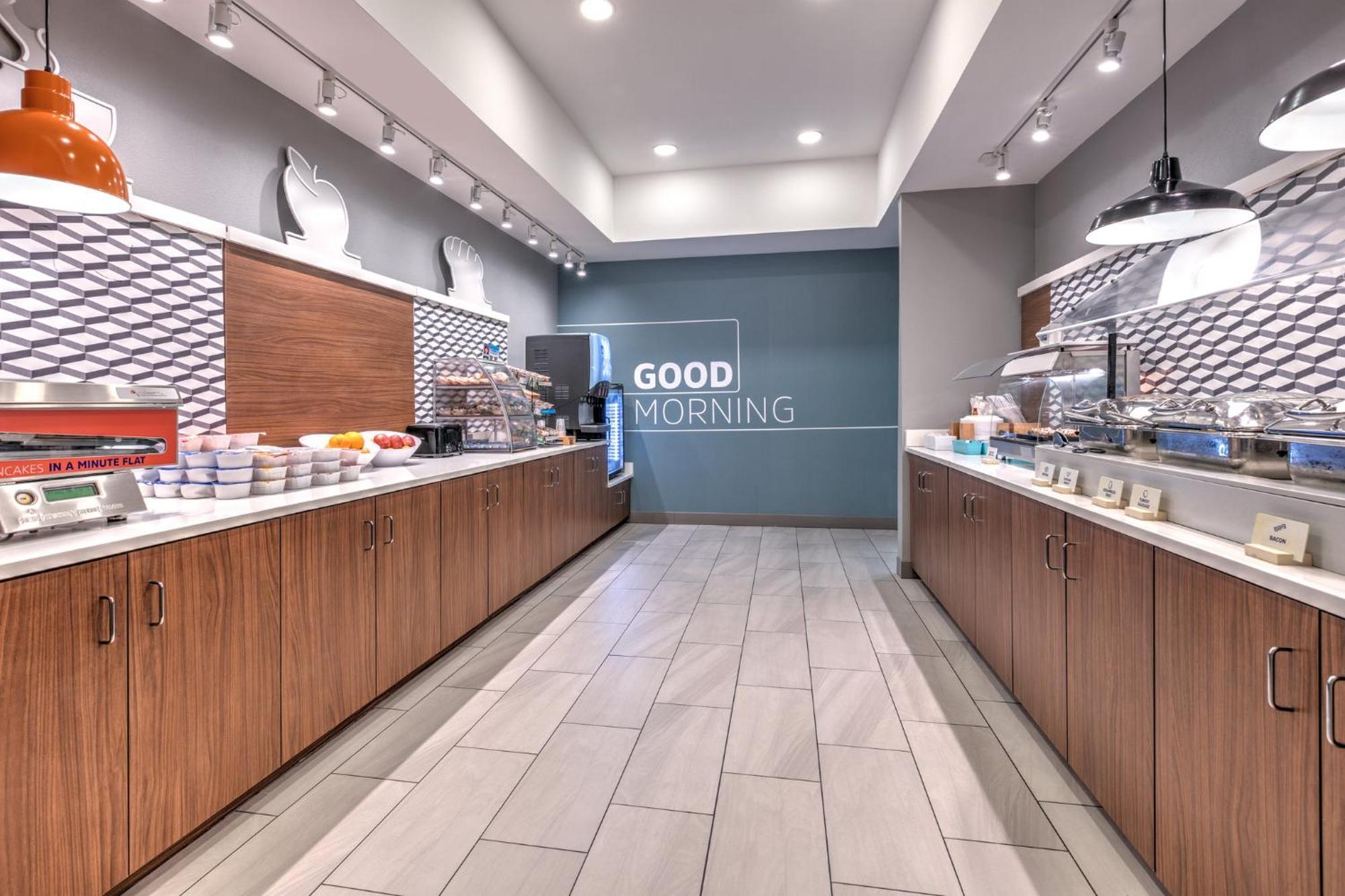 Holiday Inn Express Hotel & Suites Marshall By Ihg Экстерьер фото